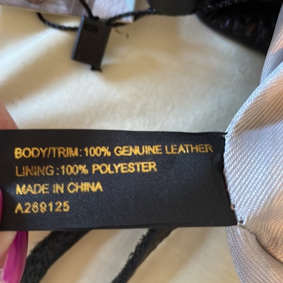 Brand new Aimee Kestenberg Mini Pebble Leather Drawstring Purse (Sasha) - Picture 15 of 16